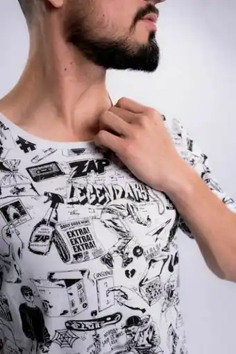 Camiseta masculina manga curta branca estampa preta