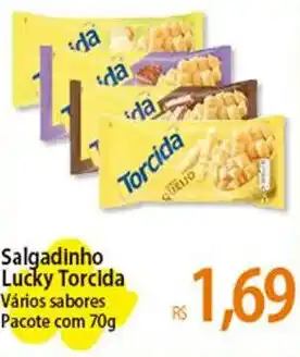Atacadão Salgadinho Lucky Torcida Vários sabores Pacote com 70g oferta