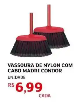 Assaí Atacadista Vassoura de nylon com cabo madri condor unidade oferta