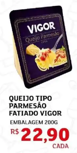 Assaí Atacadista Queijo tipo parmesão fatiado vigor oferta