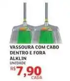 Assaí Atacadista Alklin - vassoura com cabo dentro e fora oferta