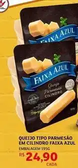 Assaí Atacadista Faixa azul - queijo tipo parmesão em clindro azul oferta
