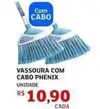 Assaí Atacadista Phenix - vassoura com cabo oferta