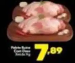 Barracão Supermercado Peito de frango com ossos oferta