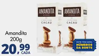 Amandita recheada de creme com cacau