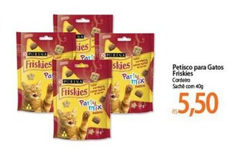 Atacadão Petisco para gatos Friskies 40g oferta