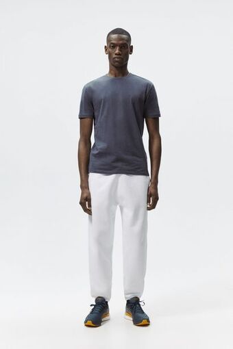 ZARA Calça jogger básica oferta