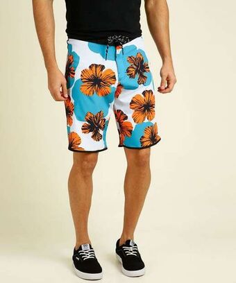 Marisa Bermuda masculina surf floral mr oferta