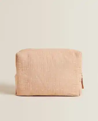 Necessaire de gaze com flor