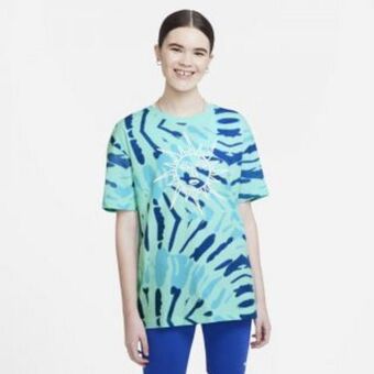 Nike Camiseta nike sportswear feminina oferta