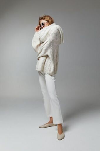 H&M Creased pants offer