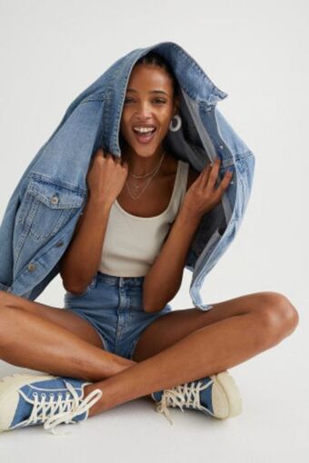 H&M Denim shorts offer