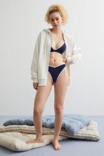 H&M 5-pack ribbed thong briefs offer