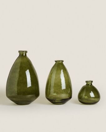 ZARA HOME Glass vase offer