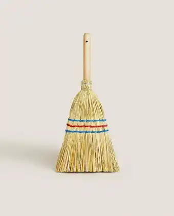 ZARA HOME Traditional straw mini broom offer