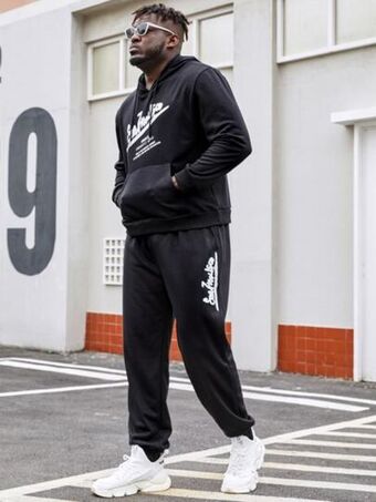 SheIn Extended sizes men slogan graphic kangaroo pocket drawstring hoodie & sweatpants offer