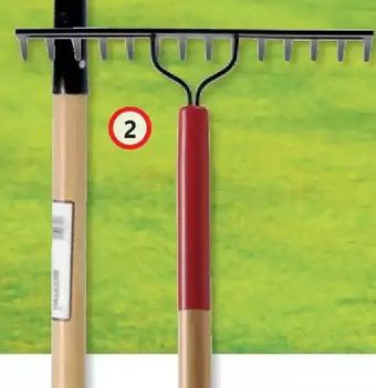 Home Hardware 14 tine double back level head rake offer