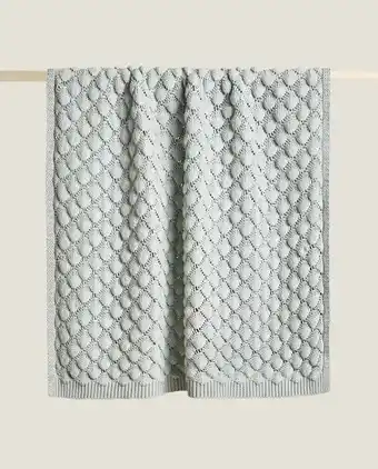 ZARA HOME Knit blanket offer