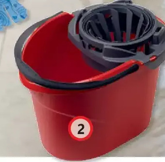 Home Hardware Quick wring mop bucket offer