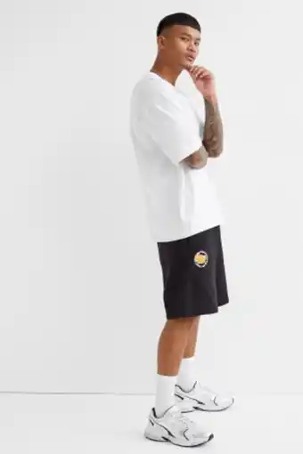 H&M Loose fit sweatshorts offer