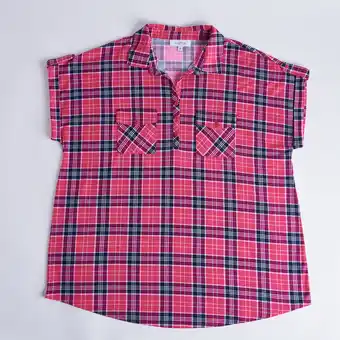 Giant Tiger Mystyle women's plaid printed short sleeve top offer