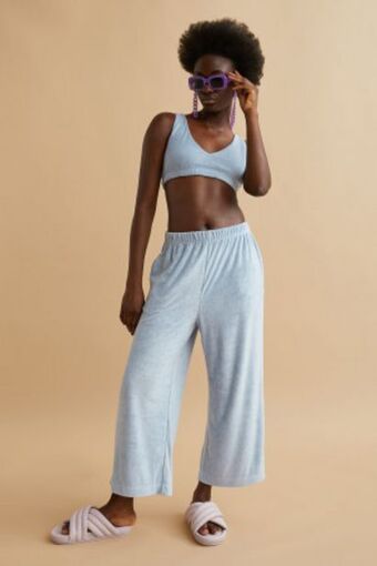 H&M Terry crop pants offer