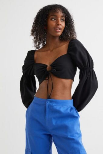H&M Balloon-sleeved crop blouse offer
