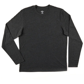 Giant Tiger Men's long sleeve tee offer