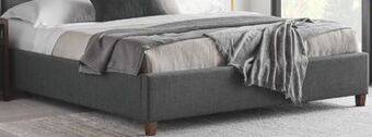Sleep Country Malouf® eastman platform base offer