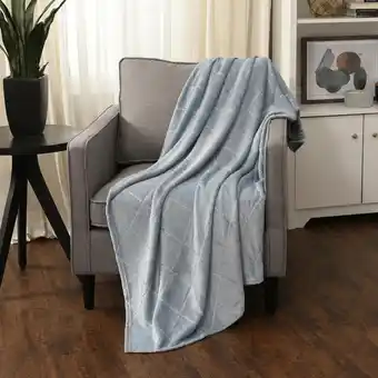 Giant Tiger Safdie and co solid diamond blanket, 80-in. offer