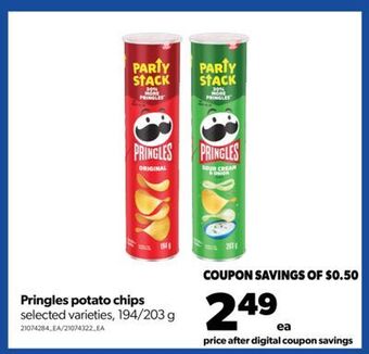 Real Canadian Superstore Pringles potato chips, 194/203 g offer