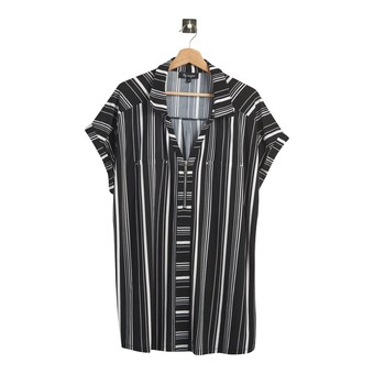 Giant Tiger Lily morgan women's plus printed zip front top offer