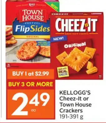 Foodland Kellogg's cheez-it or town house crackers 191-391 g offer