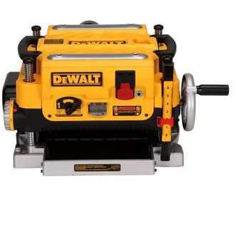 Canadian Tire Dewalt three-knife planer offer