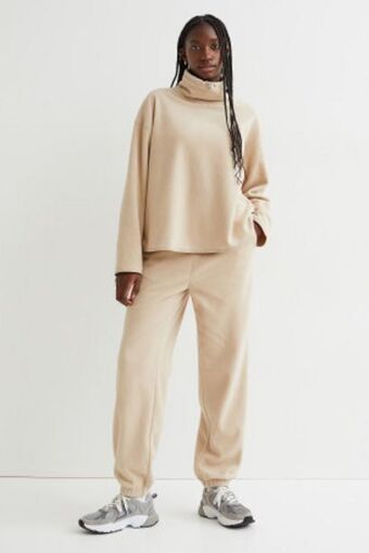 H&M Fleece joggers offer
