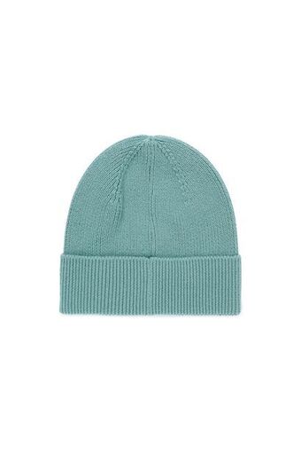Ribbed beanie with d embroidery