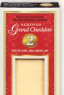 Marché Adonis Agropur grand cheddar offer