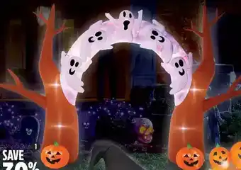 Canadian Tire Inflatable colour-changing ghost archway offer