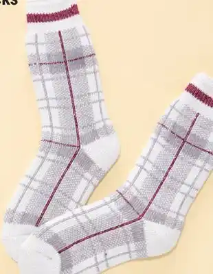 Giant Tiger Men's heat socks offer