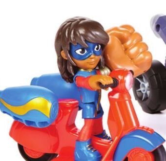 Walmart Marvel spidey and his amazing friends vehicle and figure assortment offer