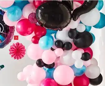 Party City Internet famous balloon bouquet, 5-pc offer