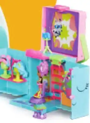 Toys R us Gabby girl dress up closet offer
