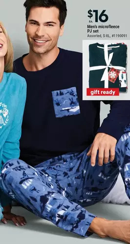 Giant Tiger Men's microfleece pj set offer