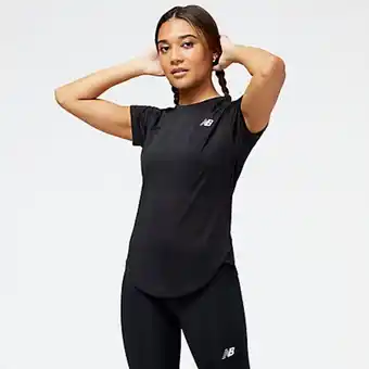 New Balance Accelerate short sleeve top offer