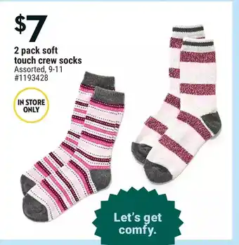 Giant Tiger 2 pack touch crew socks offer