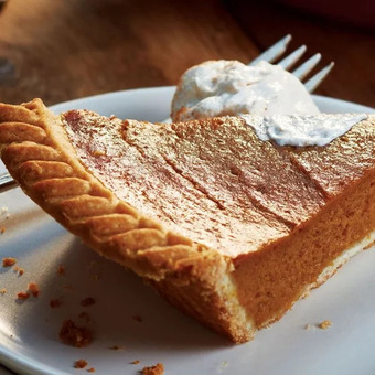 M & M Food Market Homestyle pumpkin pie offer