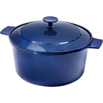 Home Hardware Non-stick 5 qt. dutch oven offer