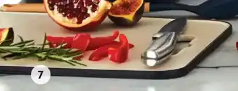 Home Hardware 2 pc. cutting board set offer