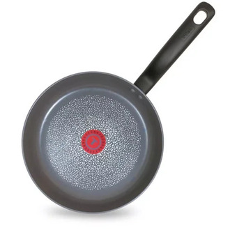 Canadian Tire Titanium non-stick 26cm pan offer