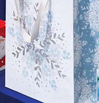 Shoppers Drug Mart Tom smith medium gift bags offer